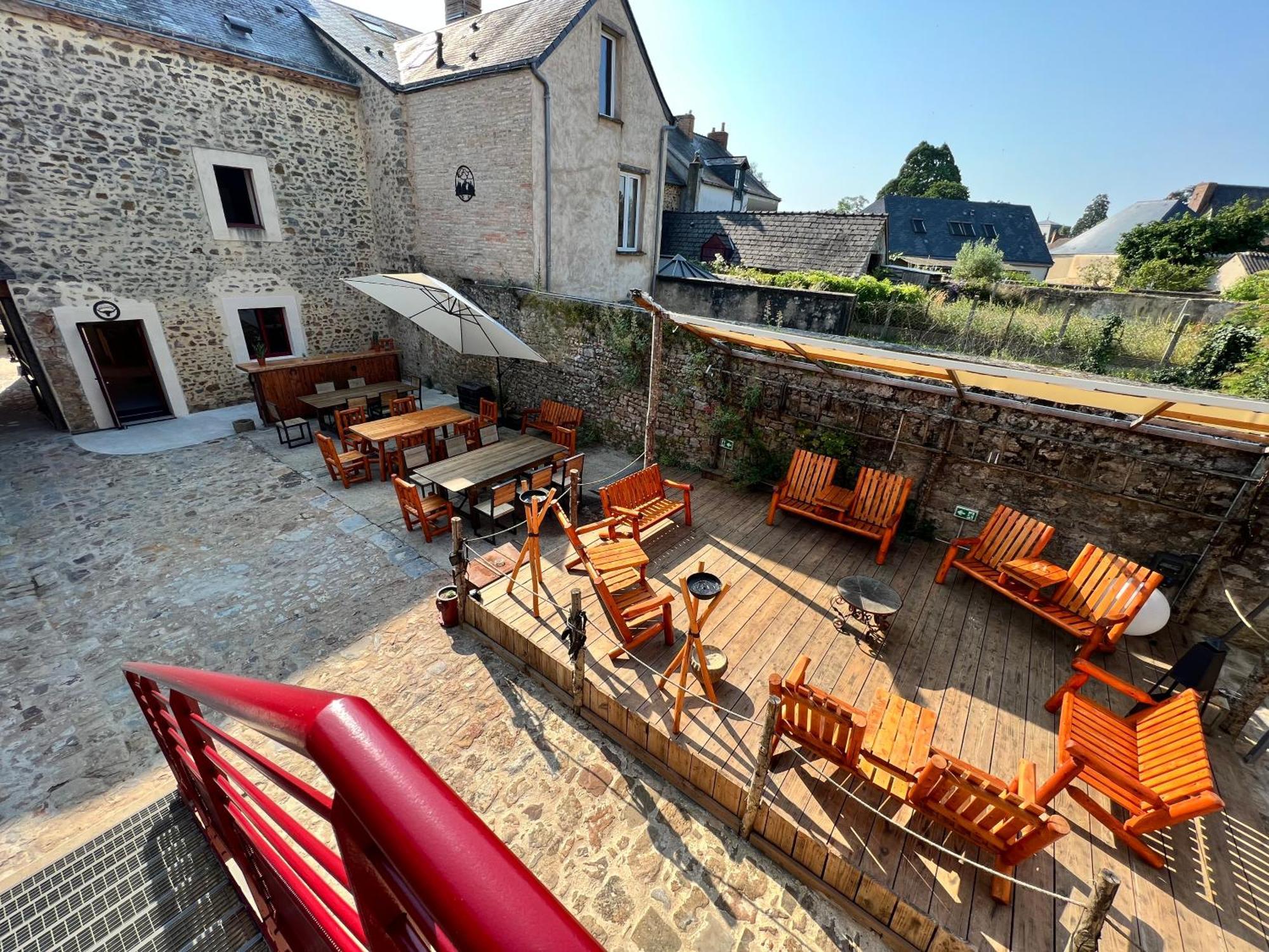 Hotel Le Ranch Brulon Exterior photo